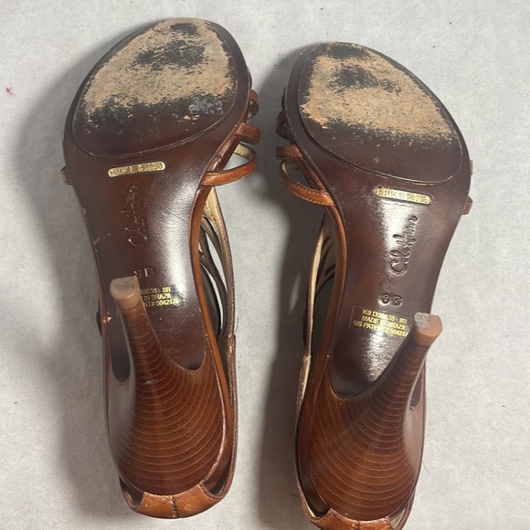 Cole Haan Verona Air T-Strap Brown Laser Cut Leather Open Toe Sandals Size 8 - Picture 12 of 13